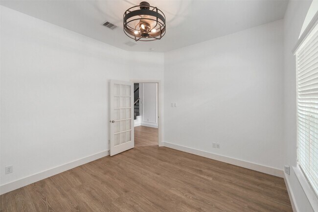 Building Photo - 31511 Boulder Cliff Ln