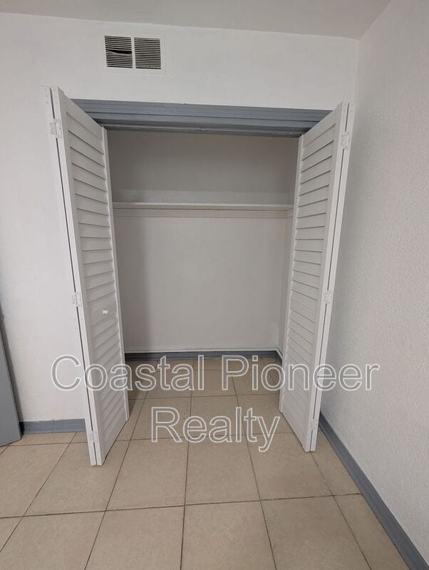 Building Photo - 3721 N Whittier St