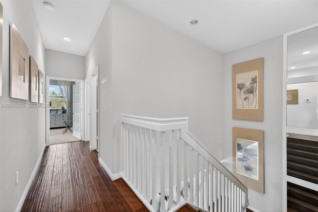 Building Photo - 19278 NE 6th Ave