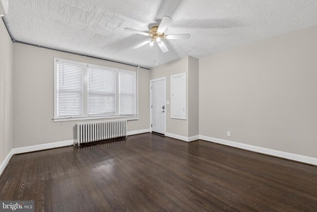 Building Photo - 46 Quincy Pl NE