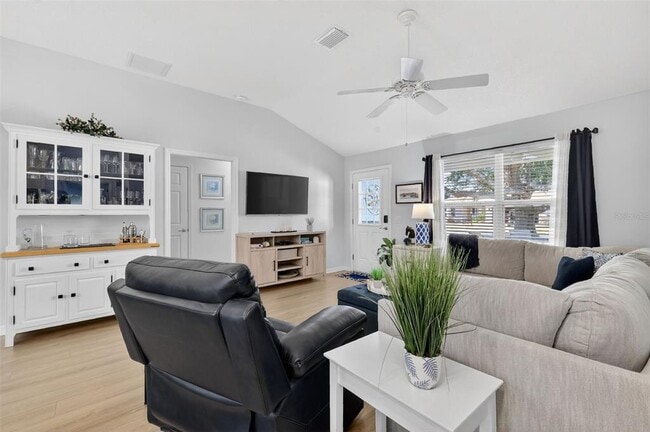 Building Photo - 1950 Alistar Ct