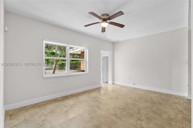 Building Photo - 175 NW 121st St