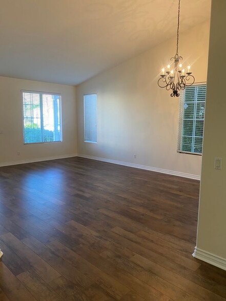 Building Photo - 1898 El Nido Ave