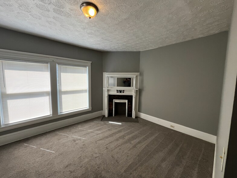 Bedroom 2 - 3231 Scranton Rd