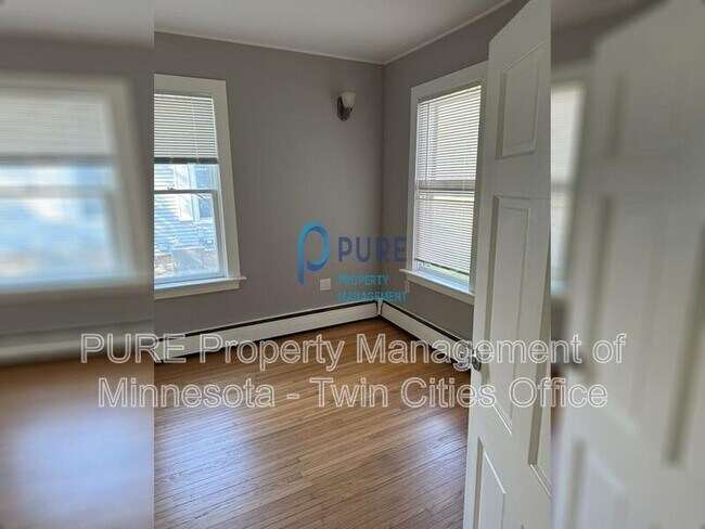Building Photo - 1212 Sibley St
