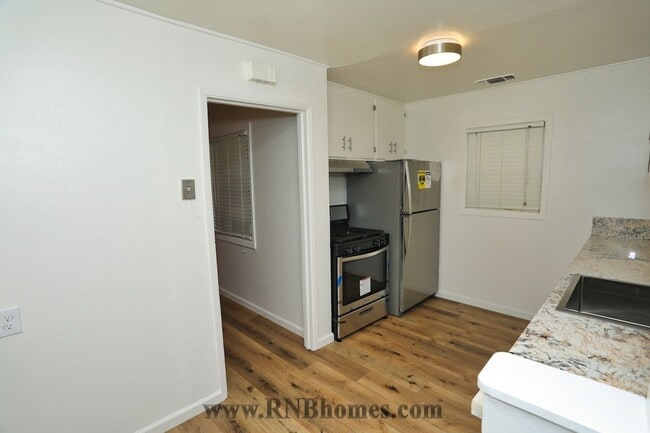 Building Photo - 3141 63rd St