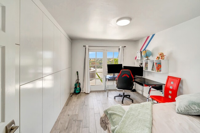 Building Photo - 22374 Algunas Rd