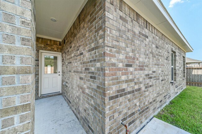Building Photo - 5626 Tabula Rasa Dr