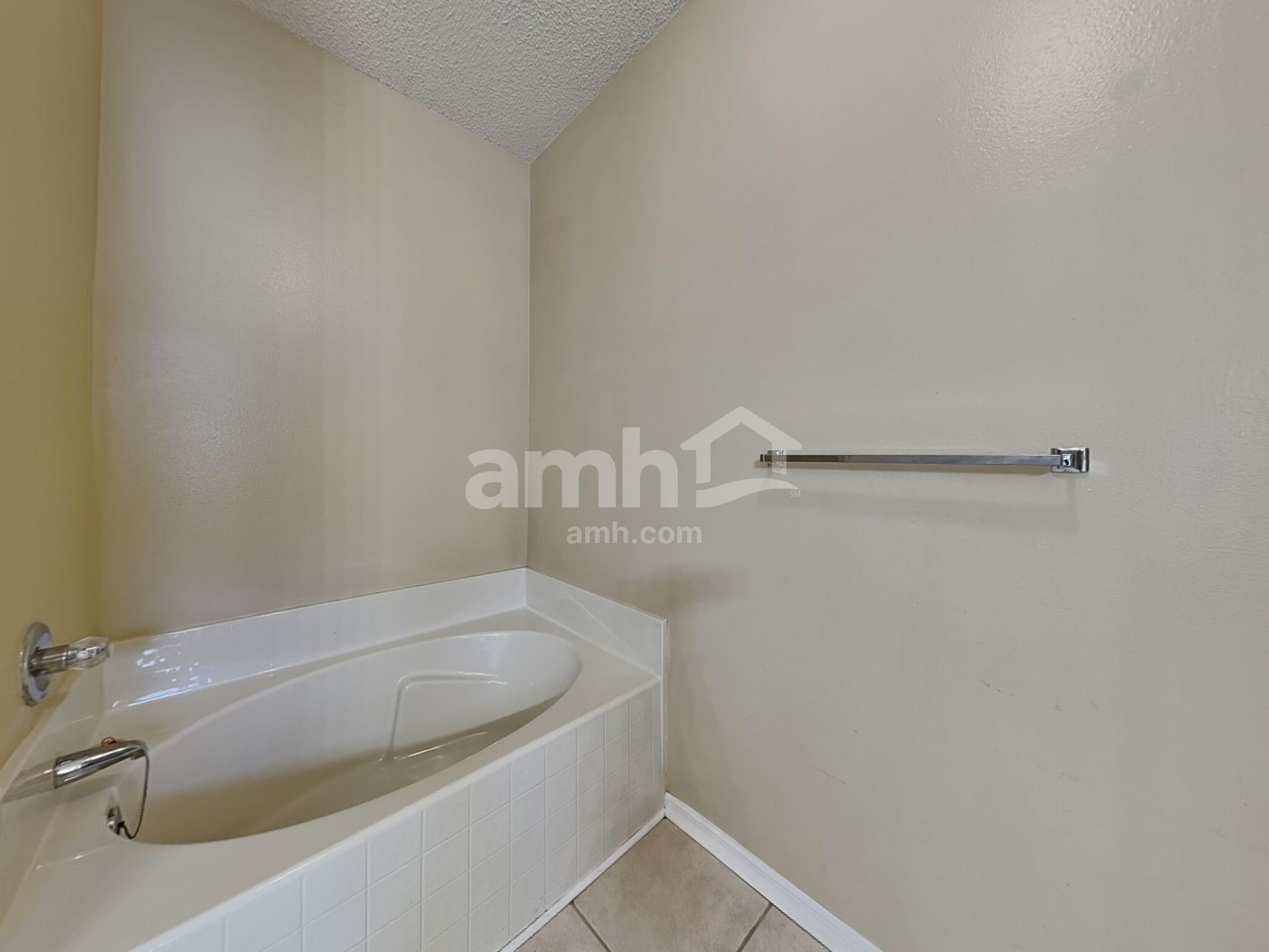 Building Photo - 875 Sedgewood Cir