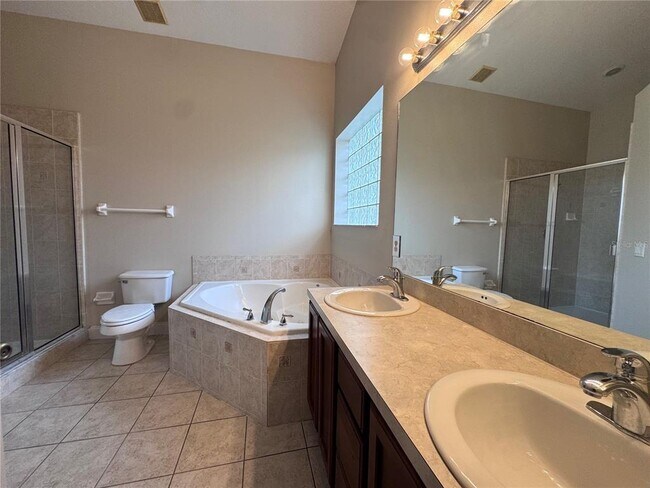 Building Photo - 4924 Raylene Way