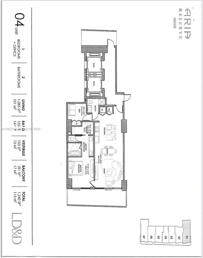 Building Photo - 700 NE 24th St