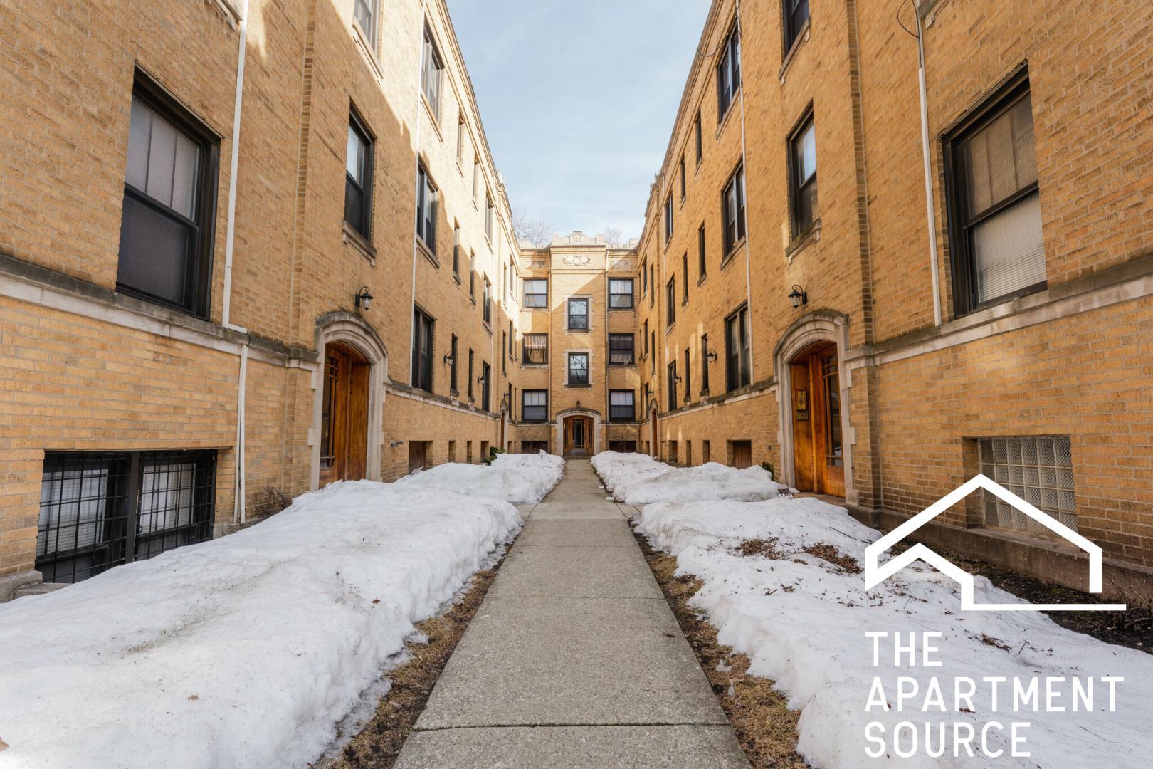 Building Photo - 2237.5 N Bissell St