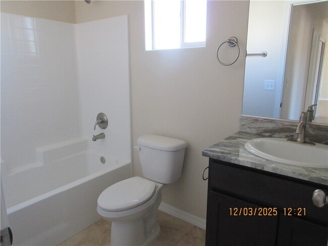 Building Photo - 3327 N Central St