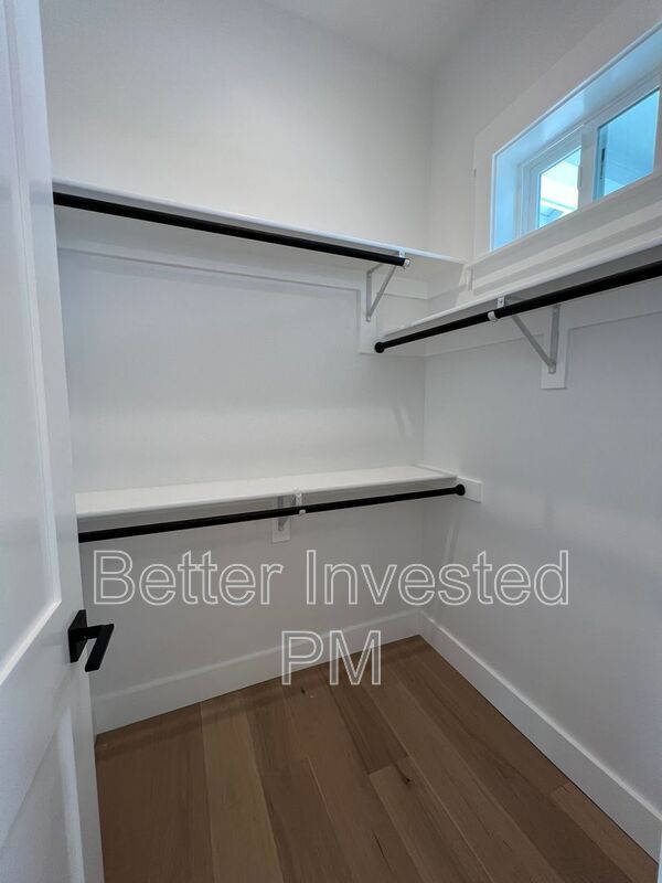 Building Photo - 4579 Lambert Dr