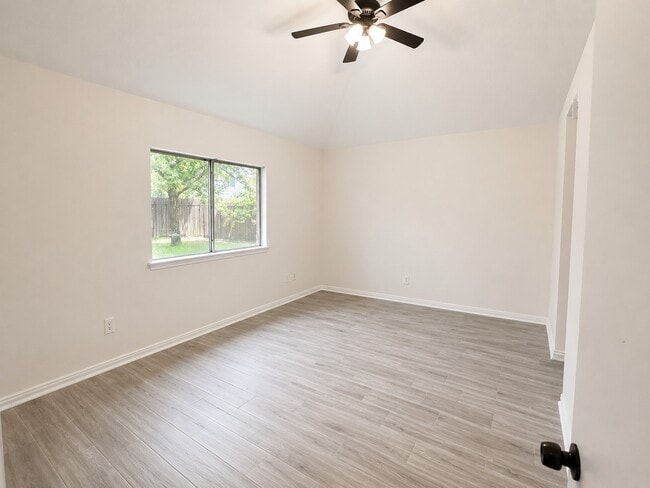Building Photo - 21458 Park Timbers Ln