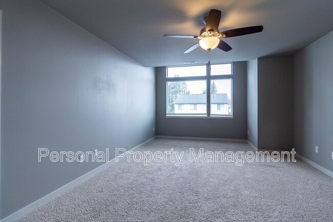 Building Photo - 4313 NE 87th St