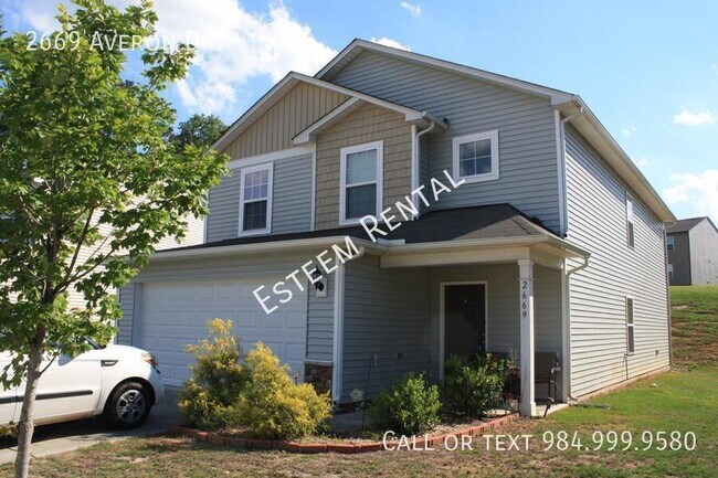 Building Photo - 2669 Averon Dr