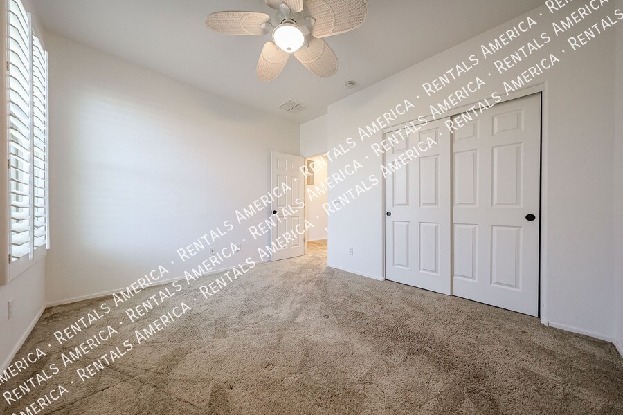 Building Photo - 30984 N Obsidian Dr