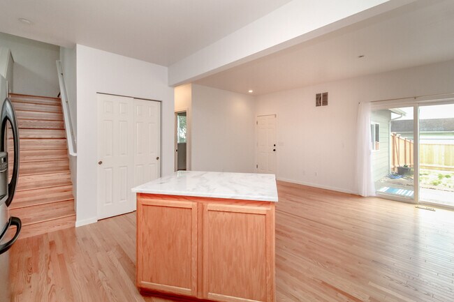 Building Photo - 1485 Bobs Hollow Ln