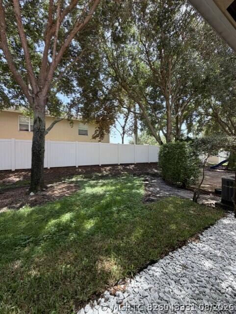 Building Photo - 7662 Spatterdock Dr