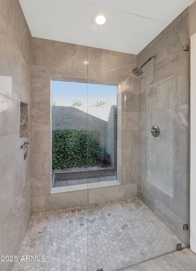 Building Photo - 8108 E Morgan Trail
