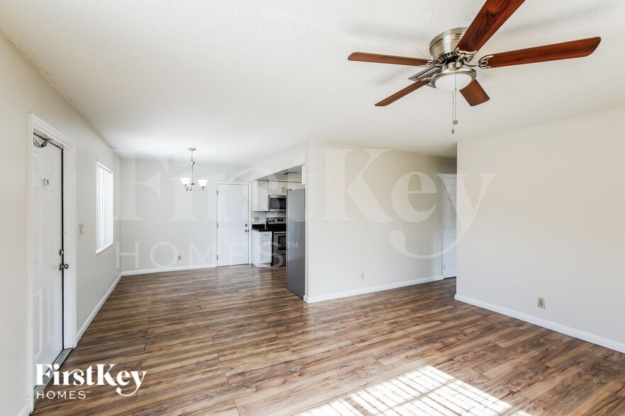 Building Photo - 7306 SW 3rd Ct
