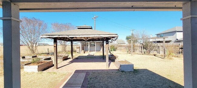 Building Photo - 750 Caylor Cove