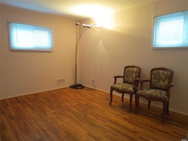 Building Photo - 79 Briarcliff Rd