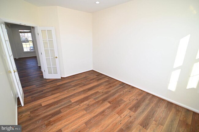 Building Photo - 7001 Chaptico Ct