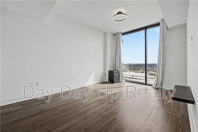 Building Photo - 788 West Marietta St NW