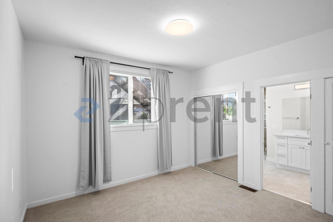 Building Photo - 1001 MacArthur Blvd