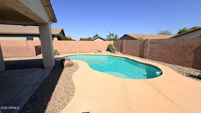 Building Photo - 40750 W Colby Dr