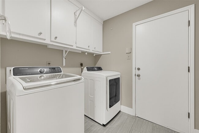 Building Photo - 16111 Blue Mesa Ridge Dr