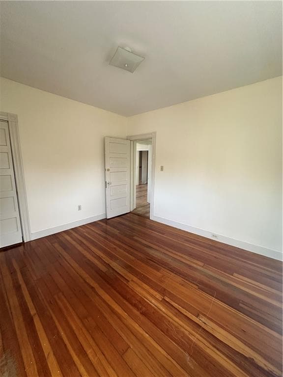 Building Photo - 6 Russell Ave