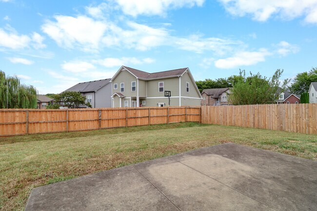 Building Photo - 3375 Cotham Ln