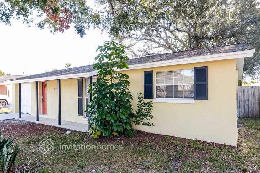 Building Photo - 6419 Willow Wood Ct