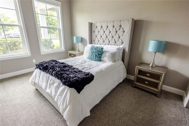 Building Photo - 11967 SW 32nd Ln