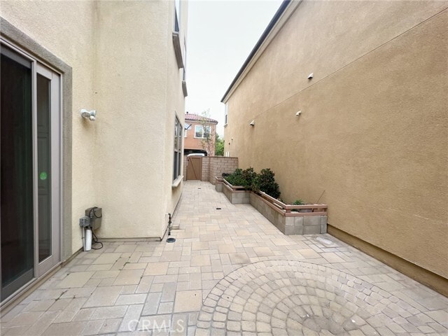 Building Photo - 65 Pathway