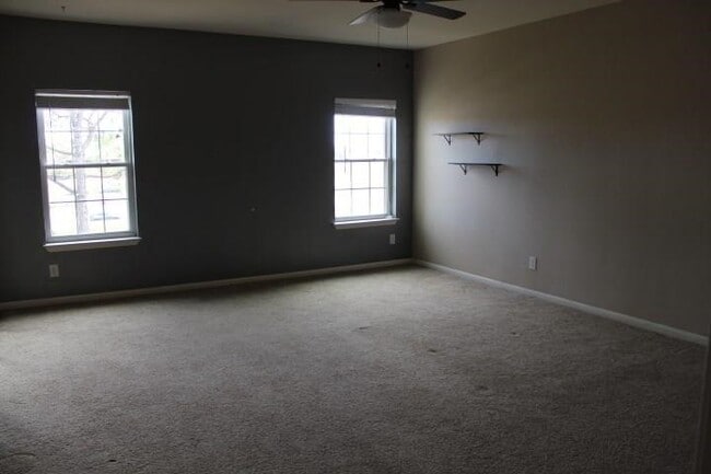 Building Photo - 3248 Holly Hall St