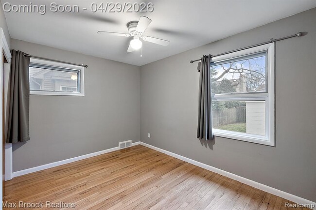 Building Photo - 810 Chestnut St