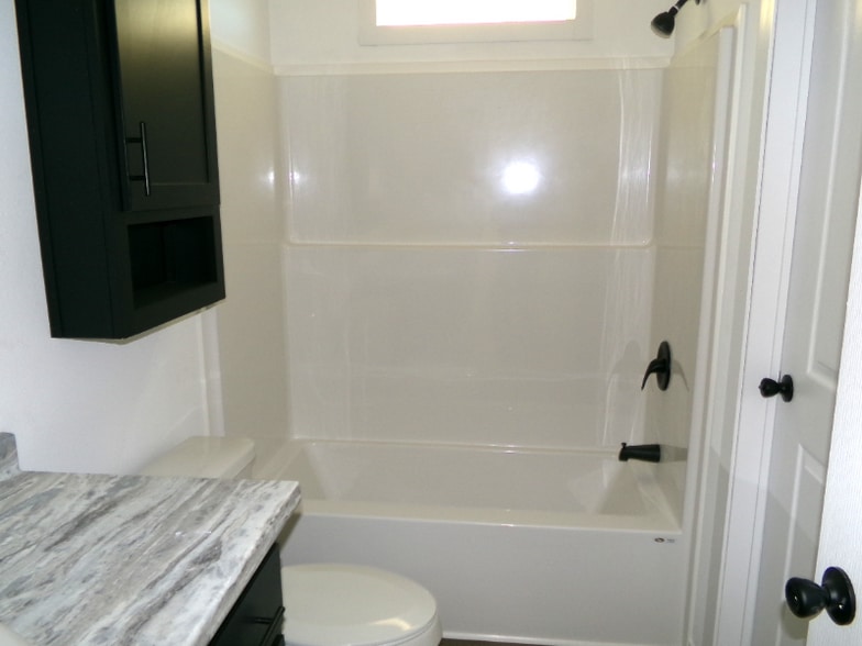 Building Photo - 432 Patriot Ln