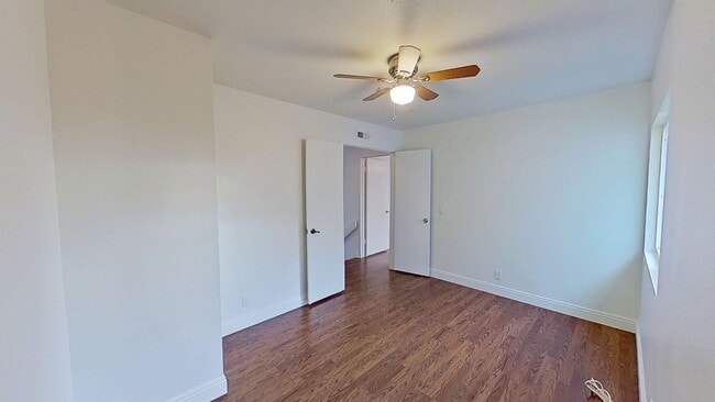 Building Photo - 24652 Vía Raza