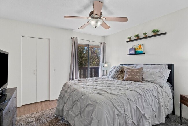 Building Photo - Fully Furnished Mission Valley Condo with Resort-Style Amenities in The Bluffs