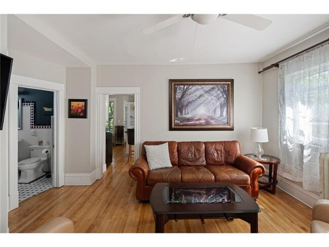 Building Photo - 2713 Garfield Ave