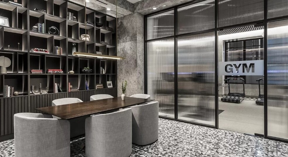 Building Photo - 80 John St