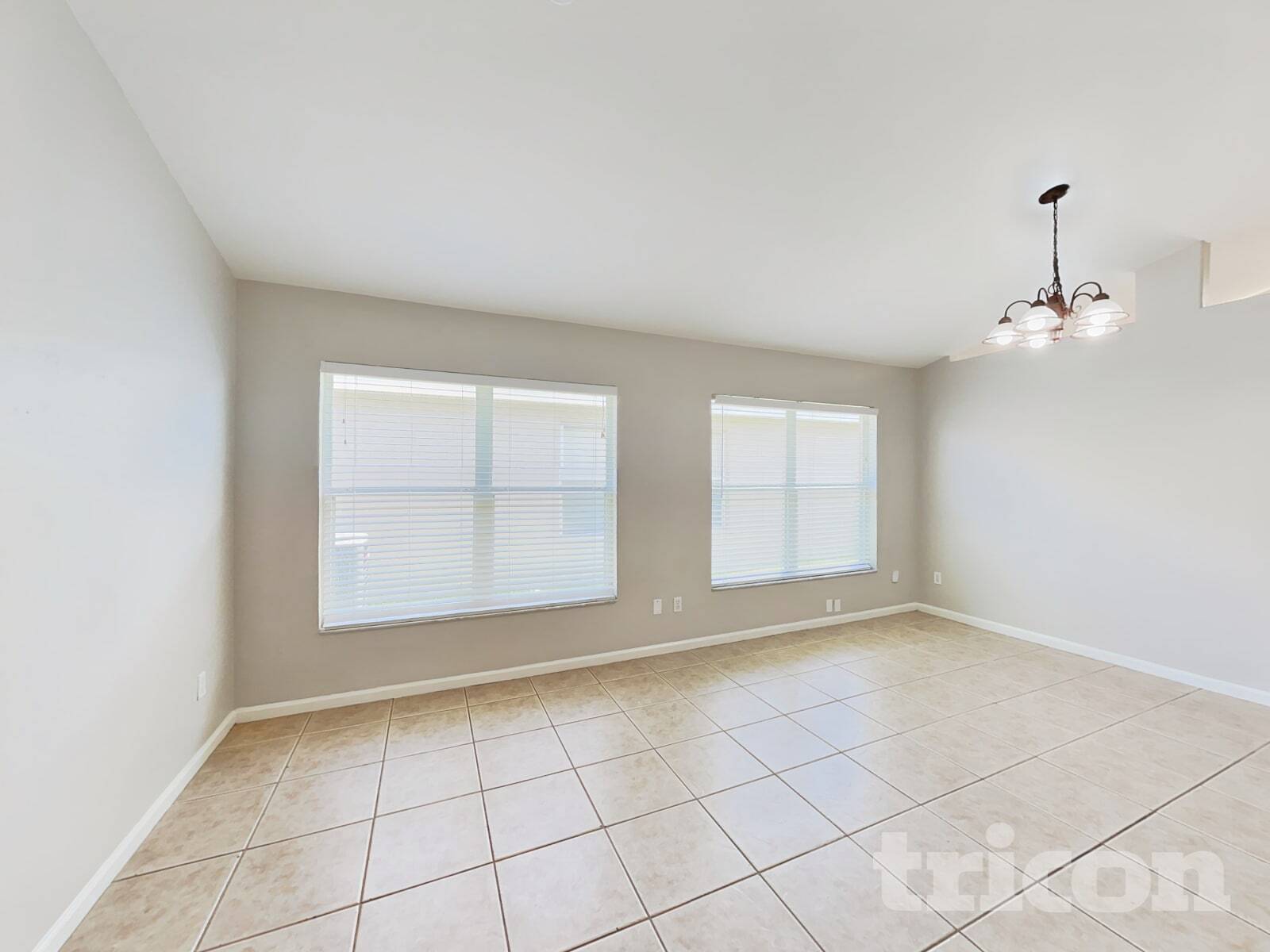 Building Photo - 6637 Shadow Oak Ln