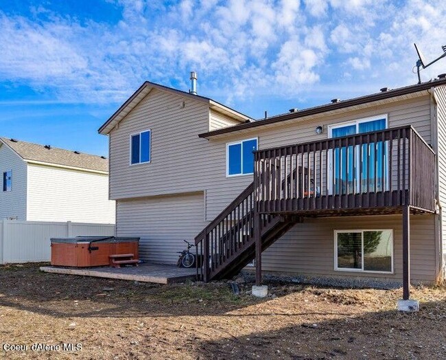 Building Photo - 1533 N Moonstone St