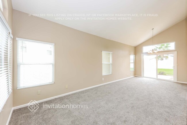 Building Photo - 24855 Alicia Way