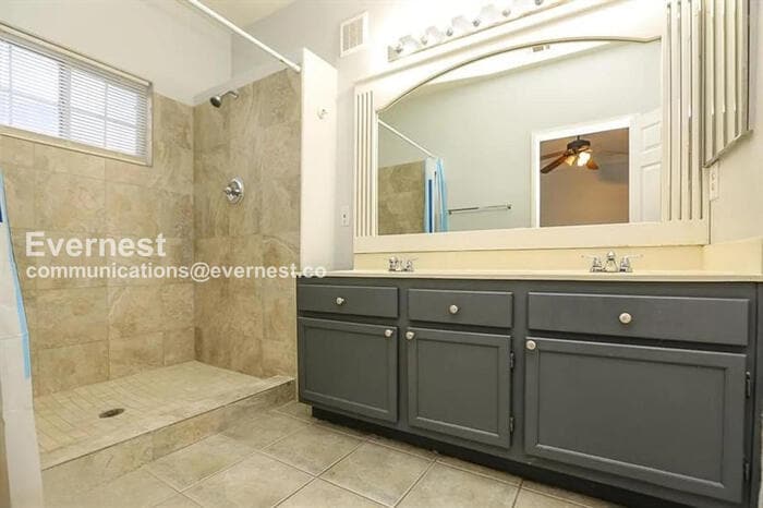 Building Photo - 1917 Cutlass Dr