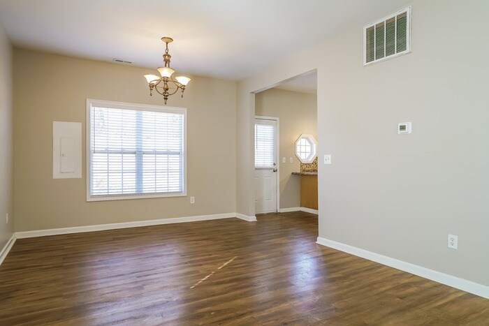 Building Photo - 1863 Birmingham Dr